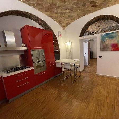 Heart Of San Lorenzo - La Casa Particular Рим Екстер'єр фото